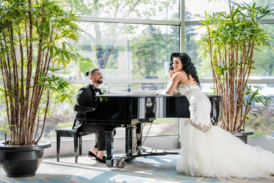 The pianist and his partner