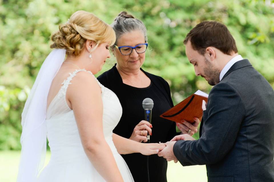 Linda Grover Officiant