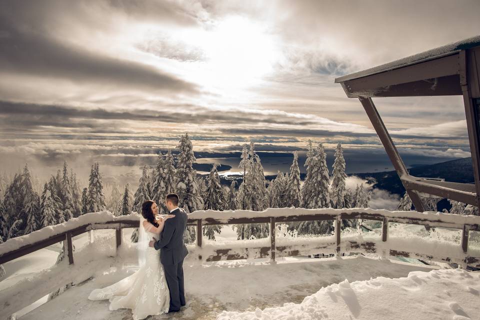 Grouse Mountain Winter Wedding