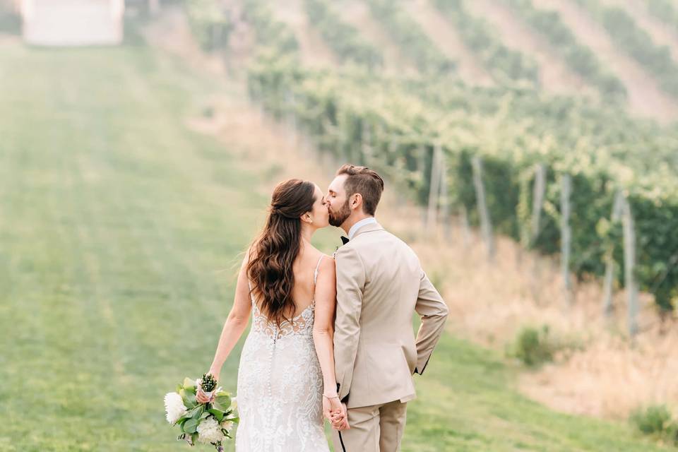 Kiss in the Vineyard