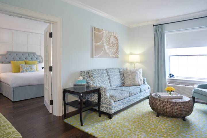 Suite Guestroom