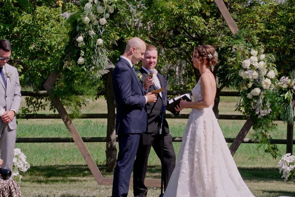 Outdoor ceremony wedding videography