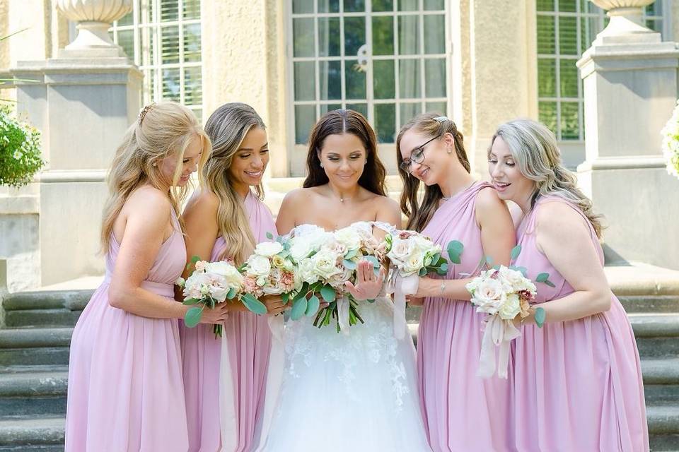 All white bridal bouquet