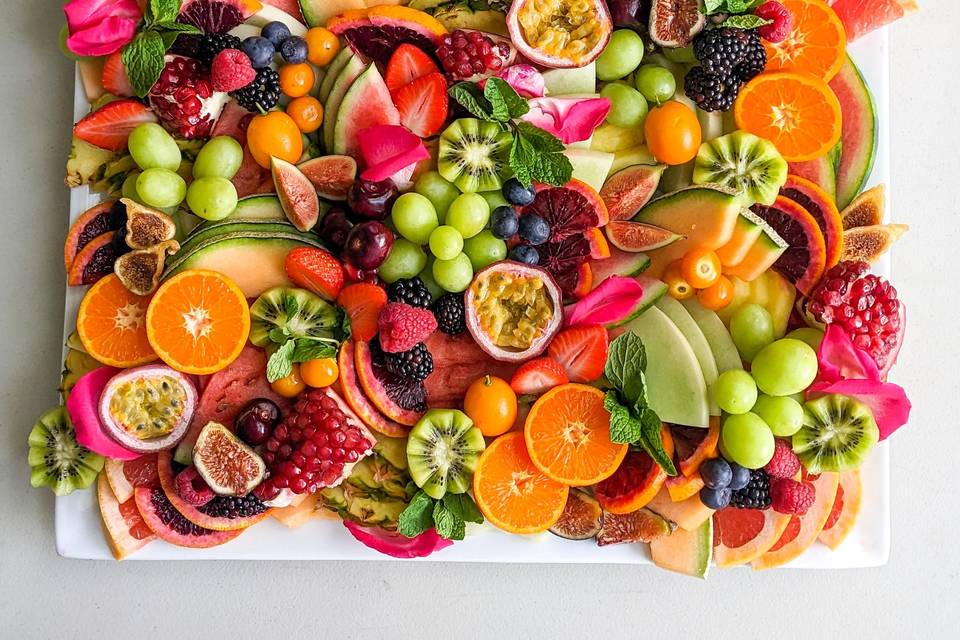 Custom Lg Fruit Arrangement