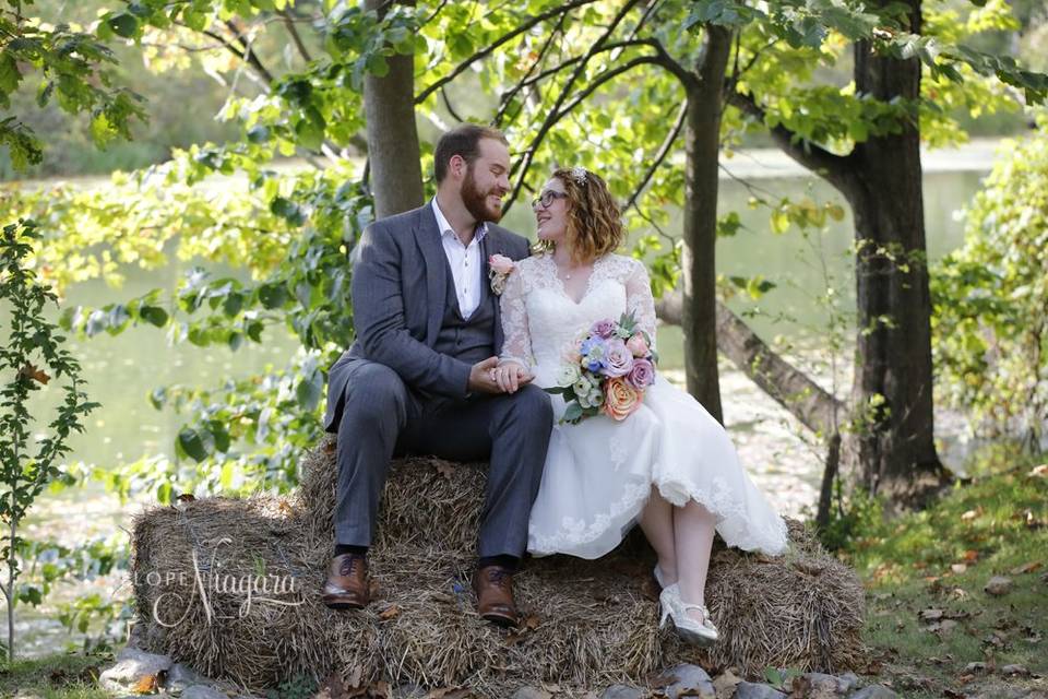 Elope Niagara's Little Log Wedding Chapel