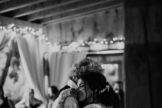 Father and daughter dance