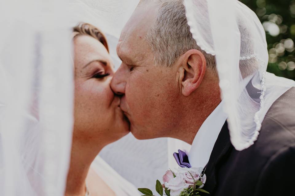 Sweet kiss