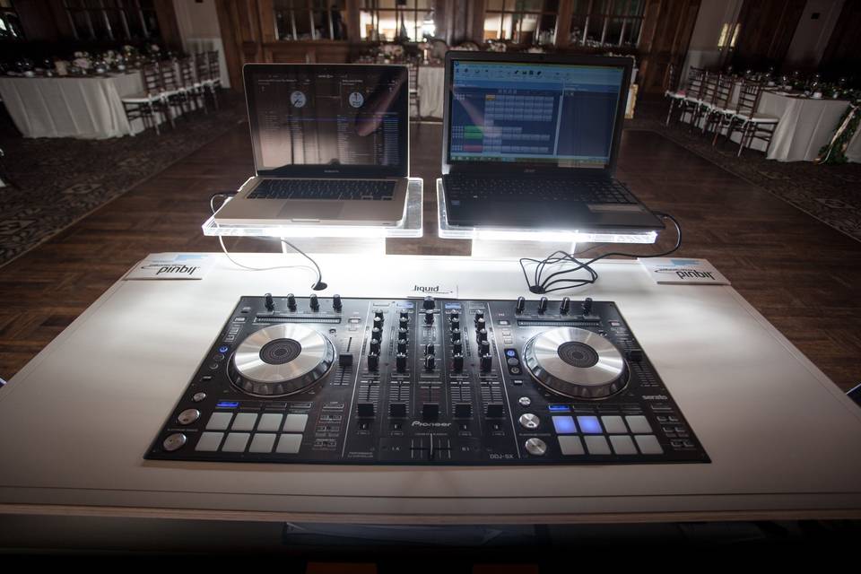 DJ Table