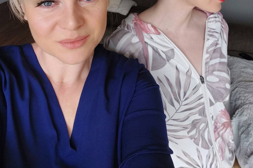 Mobile Makeup & Hairstyling
