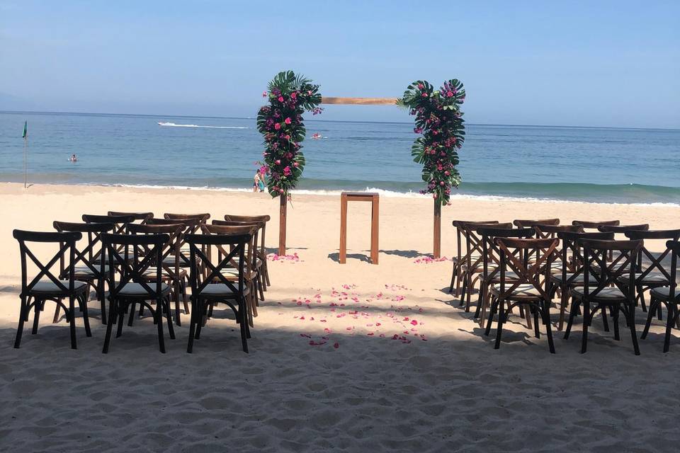 Beach Ceremony in Mexico