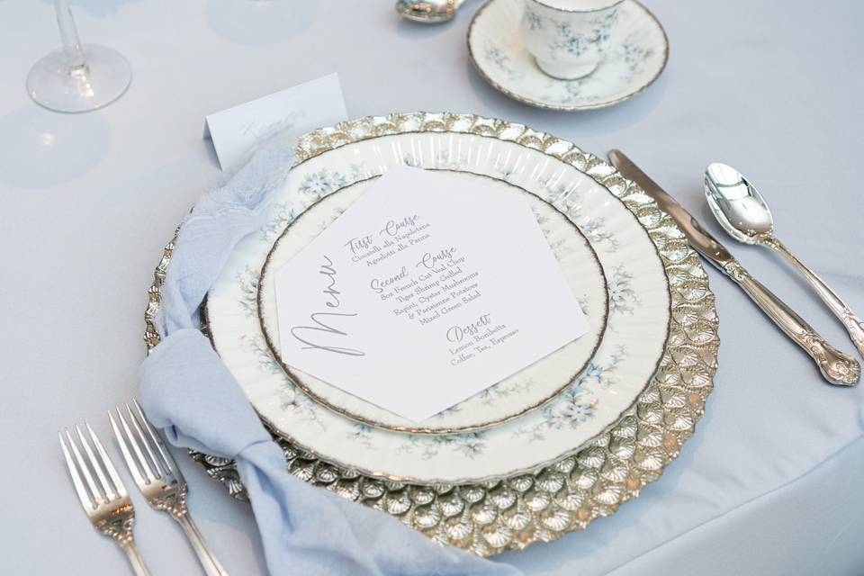 Bride & Groom Table