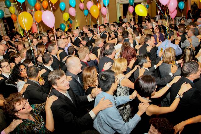 Dance floor 1st song