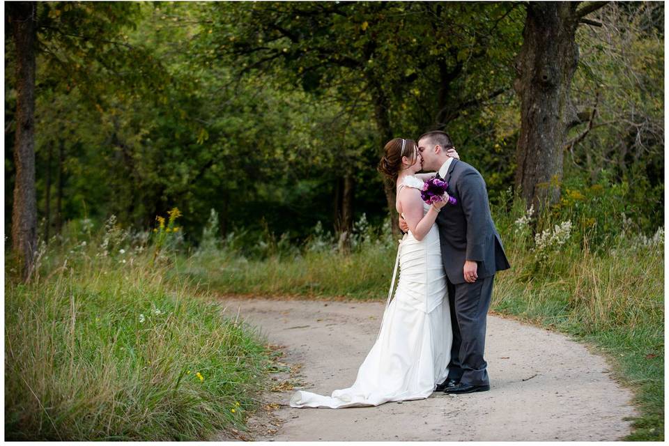 New Lowell, Ontario wedding couple