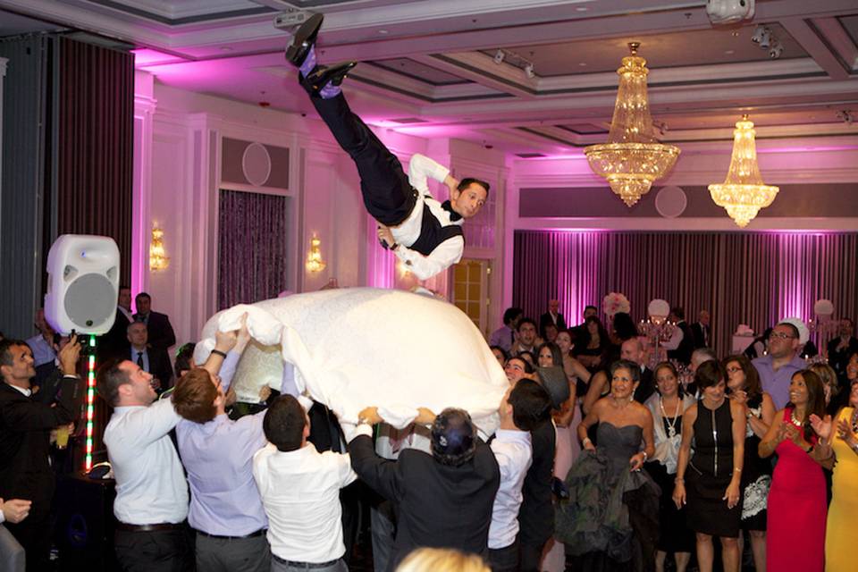 Groom in air.jpg