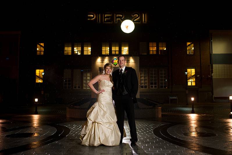 PieHalifax, Nova Scotia wedding couple photo credit: Applehead Studios