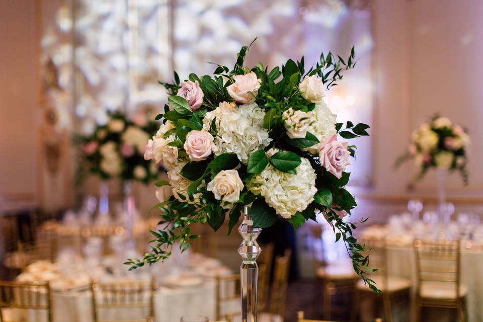 Large centrepieces - Purpletree Photography