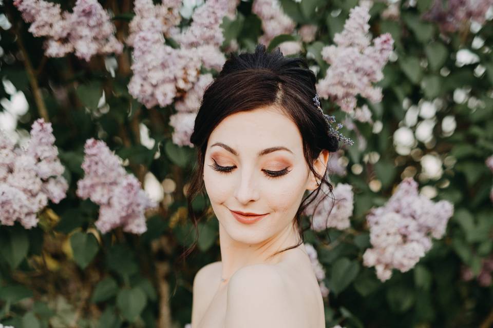 Soft glam bridal look