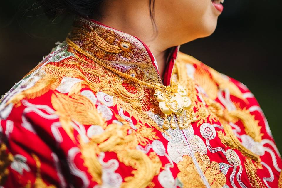 Chinese traditional dress