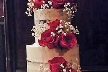 Naked cake with real flowers