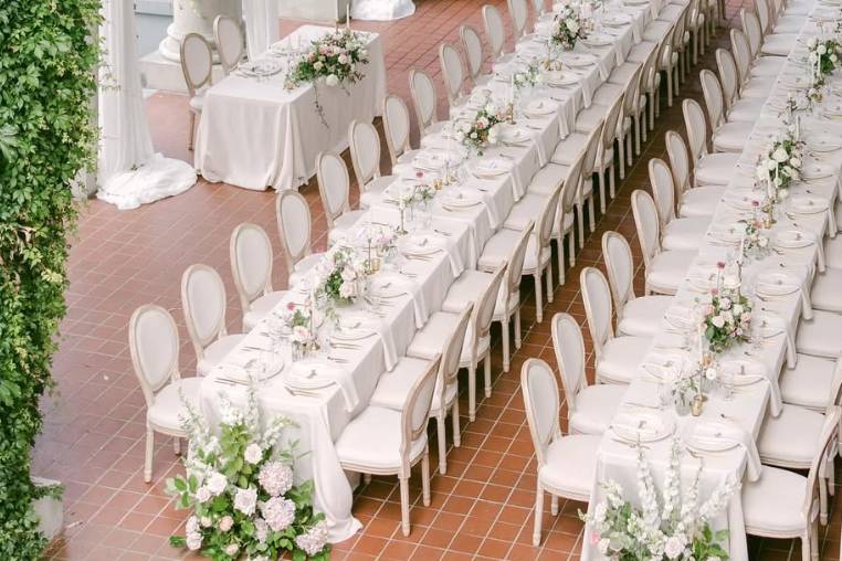 Long Table arrangement