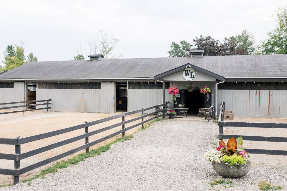 Willow Lake Farm & Stables