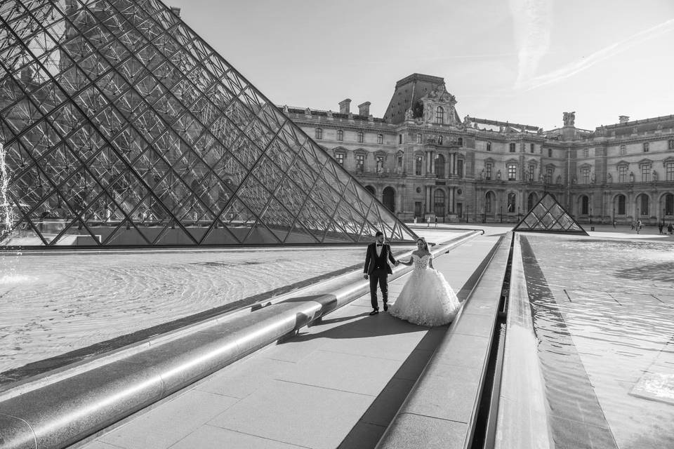 Wedding at the louvre