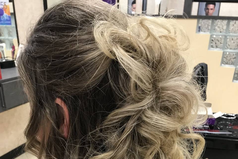 Half up style loose curl
