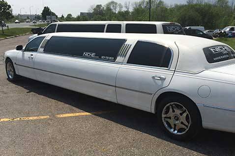 Whitby, Ontario white wedding limousine