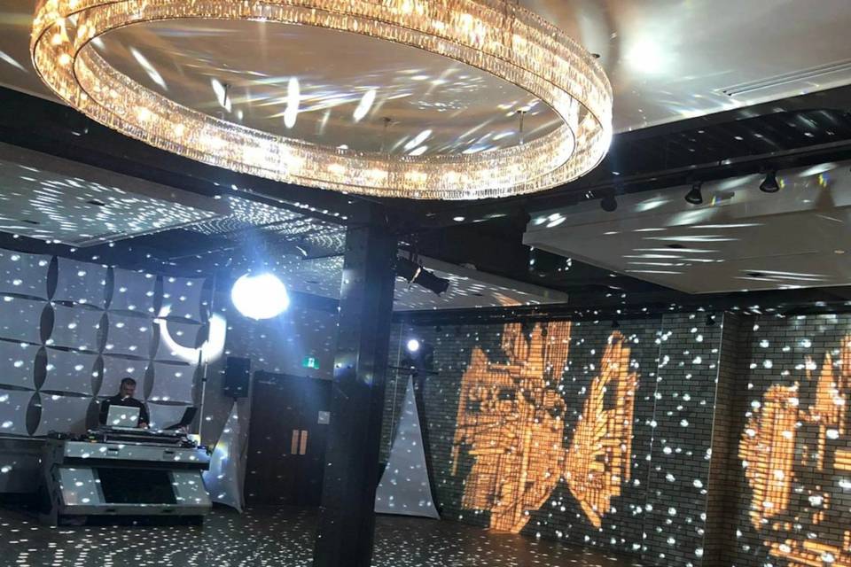 Dance floor lighting