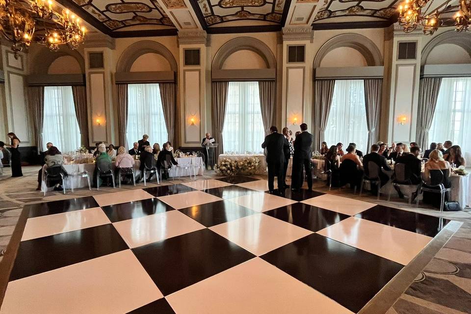 Chequered Dancefloor Wrap