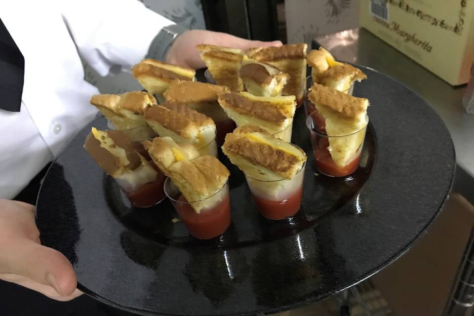 Grilled Cheese Shooter