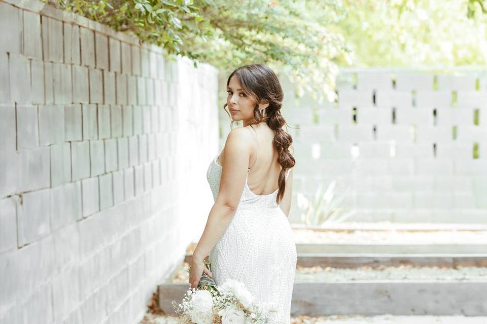 Bohemian modern bride