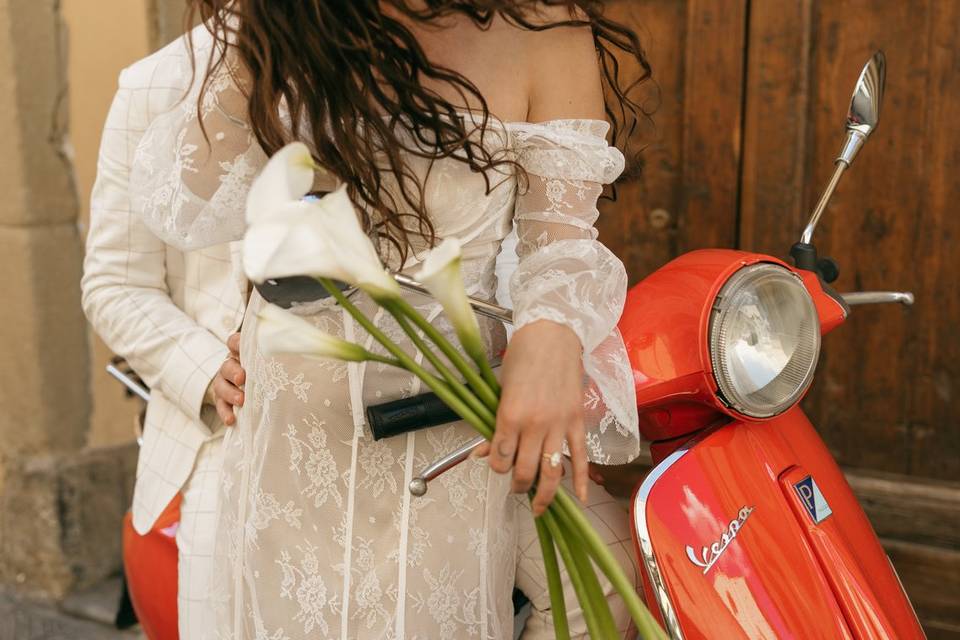 Red vespa italian elopement