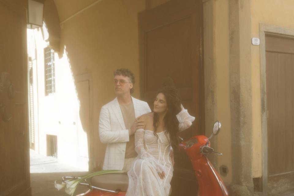 Vintage retro vespa elopement