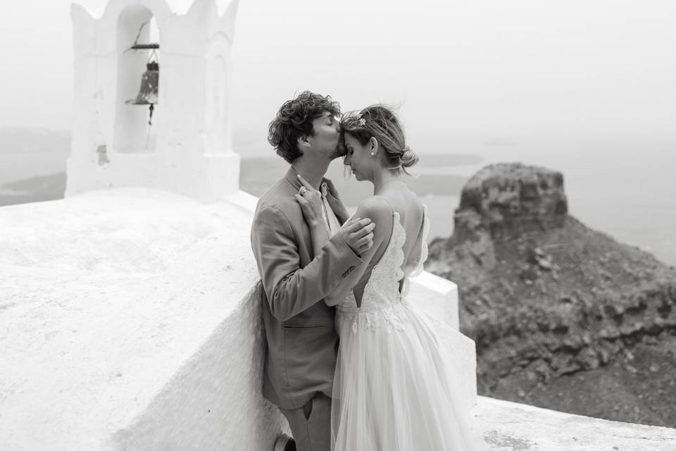 Santorini elopement