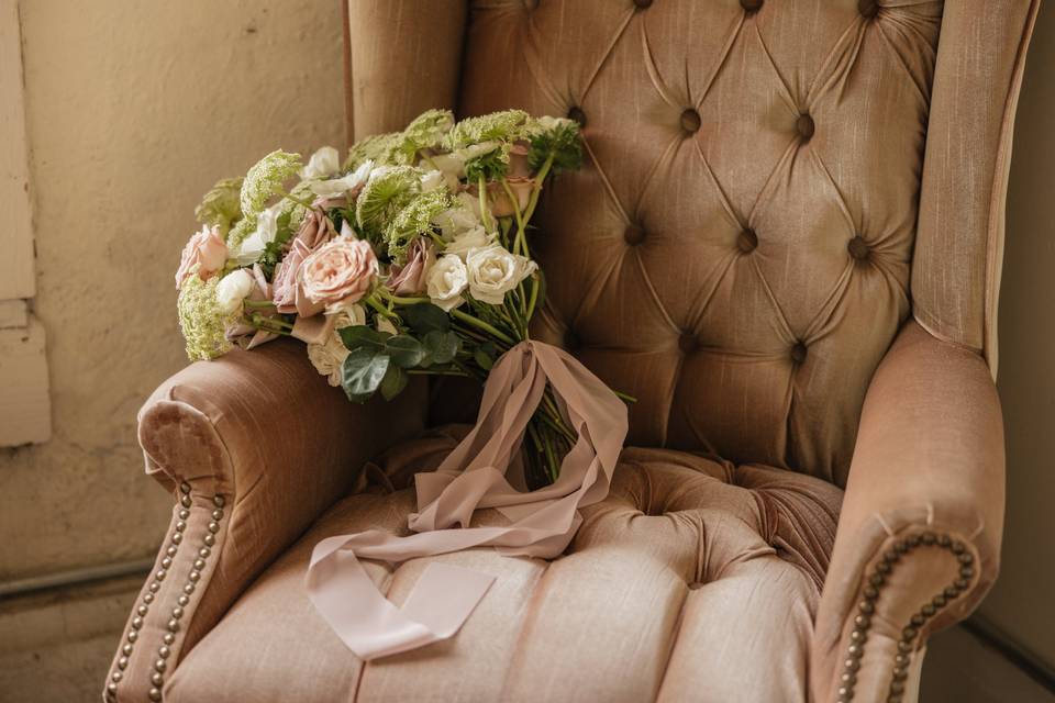 Vintage chair with bouquet