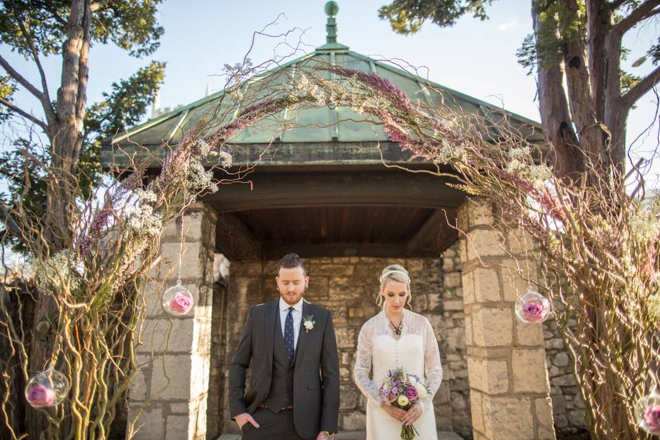 Hamilt, Ontario wedding couple