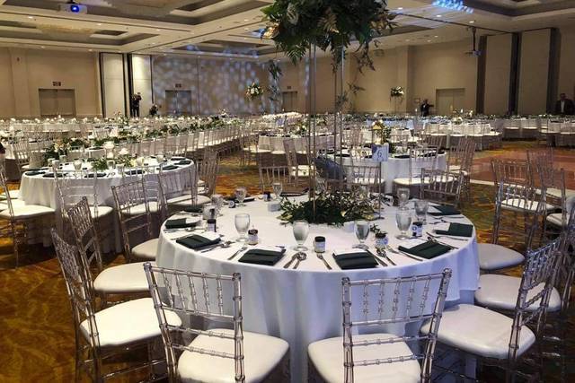 Unforgettable Wedding at Marriott on the Falls - Kristine Marie