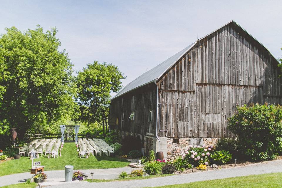 Century Barn and Ceremony