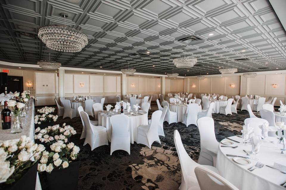 Chateau Cartier Hotel & Resort