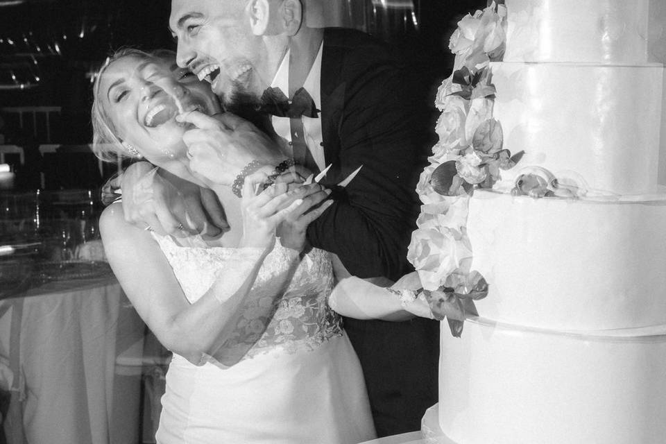 Cake cutting