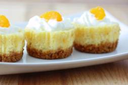 Mandarin mini cheesecakes