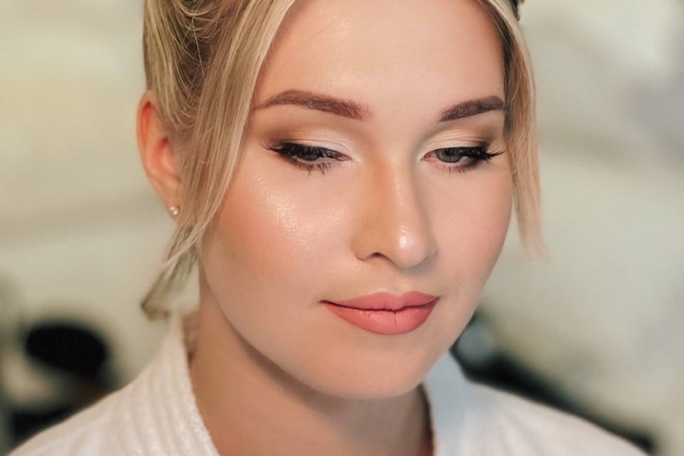 Wedding makeup