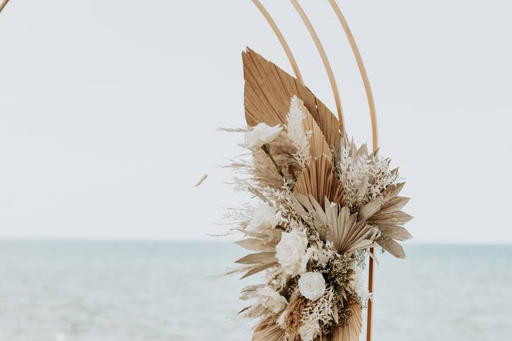 Outdoor Ceremony |  Lakeside