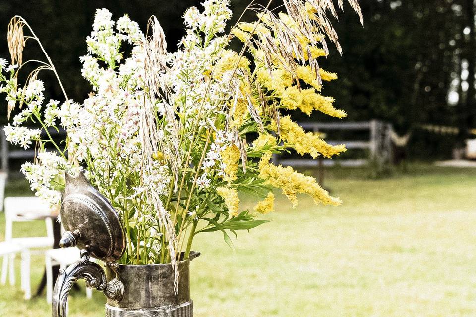 Georgian Roots decor details