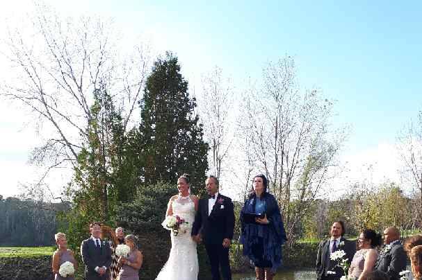 Officiant Tracy Sweet