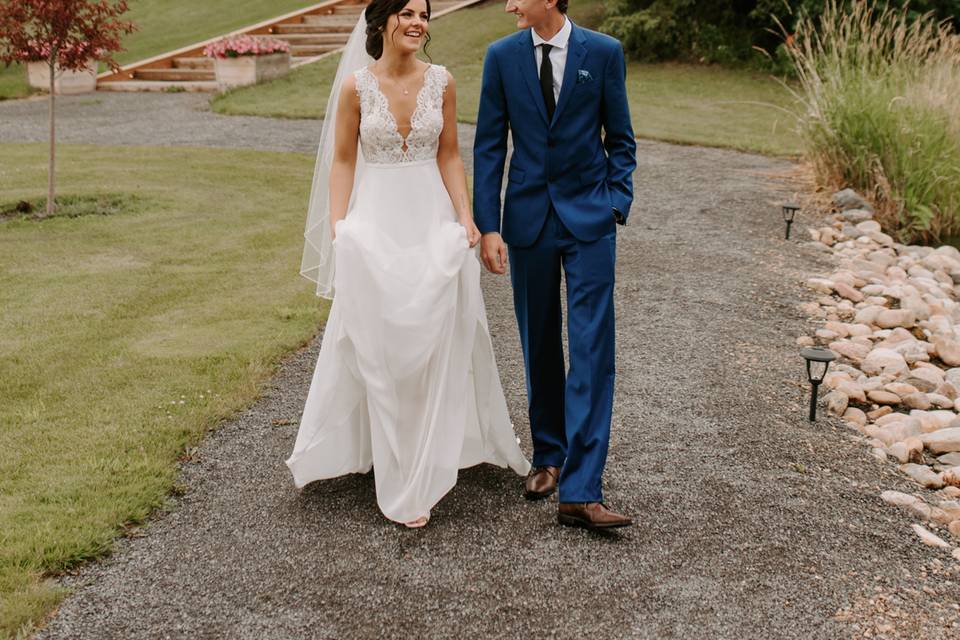 A Wedding Day Stroll