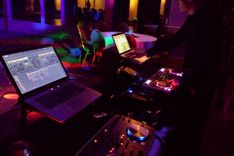 Double DJ setup