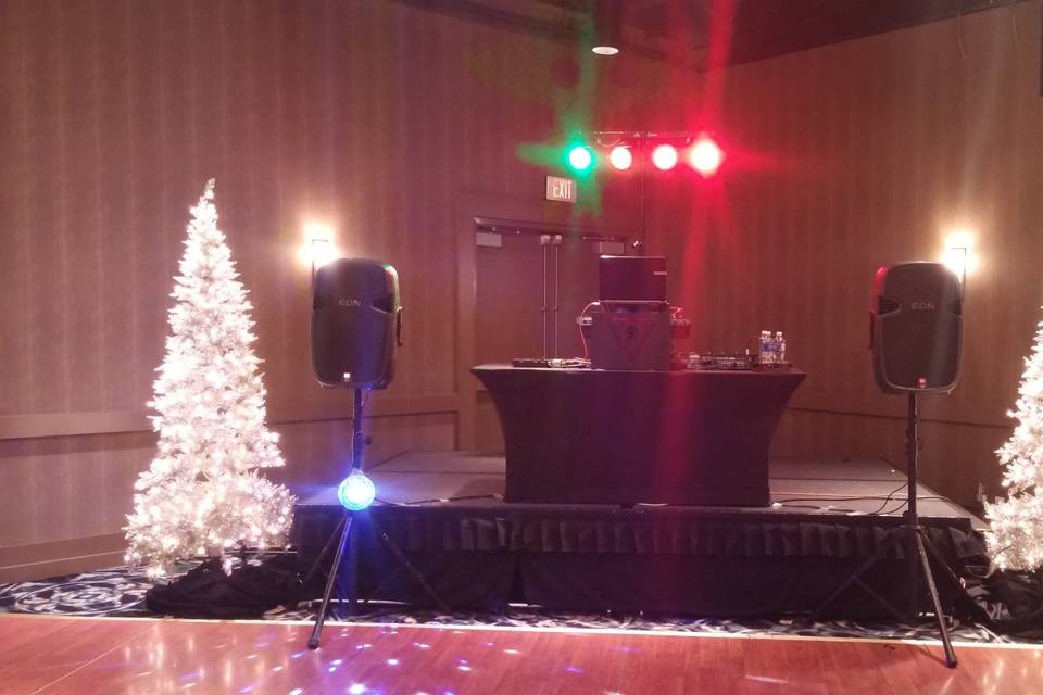 Dj setup (christmas theme)