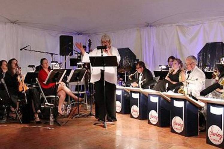 Big band with singer